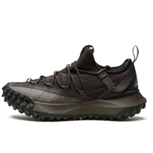 NIKE ACG MOUNTAIN FLY LOW BLACK GREEN ABYSS
