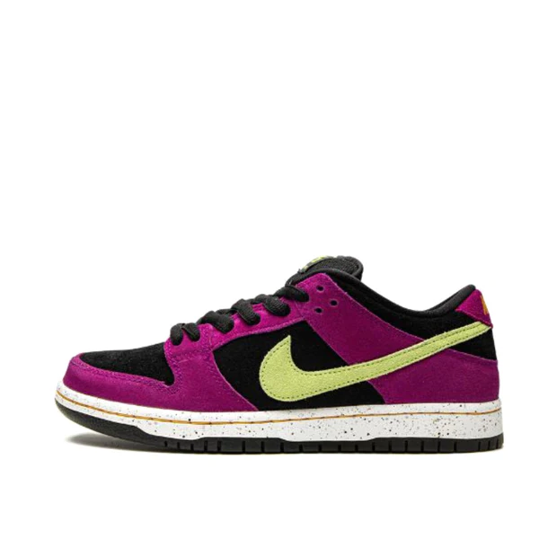 SB DUNK LOW "ACG Terra Red Plum"