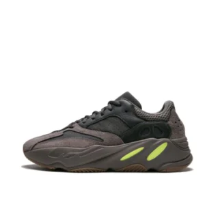 YEEZY BOOST 700 "Mauve"