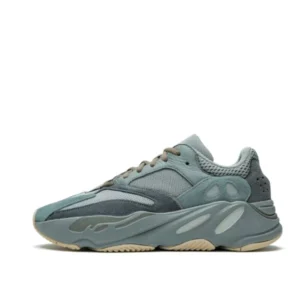 YEEZY BOOST 700 "Teal Blue"