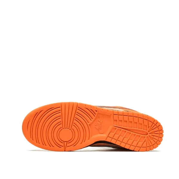 NIKE SB DUNK LOW "Concepts - Orange Lobster - Image 4