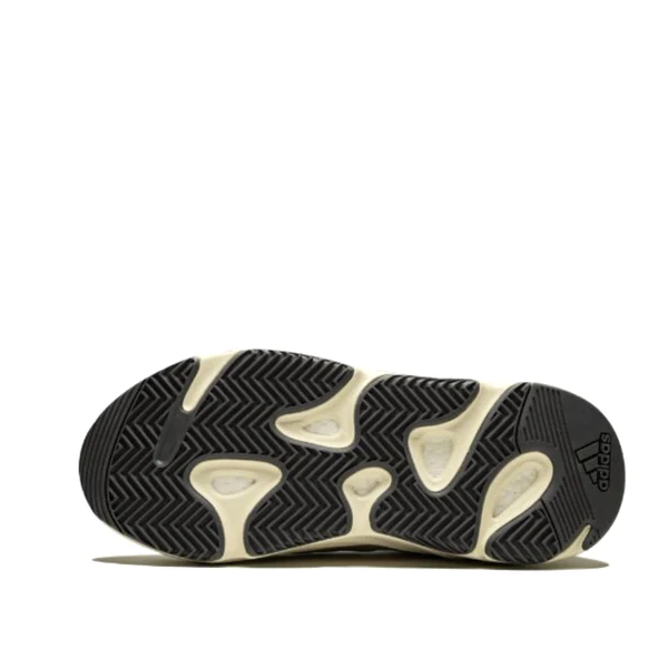 YEEZY BOOST 700 "Analog" - Image 4